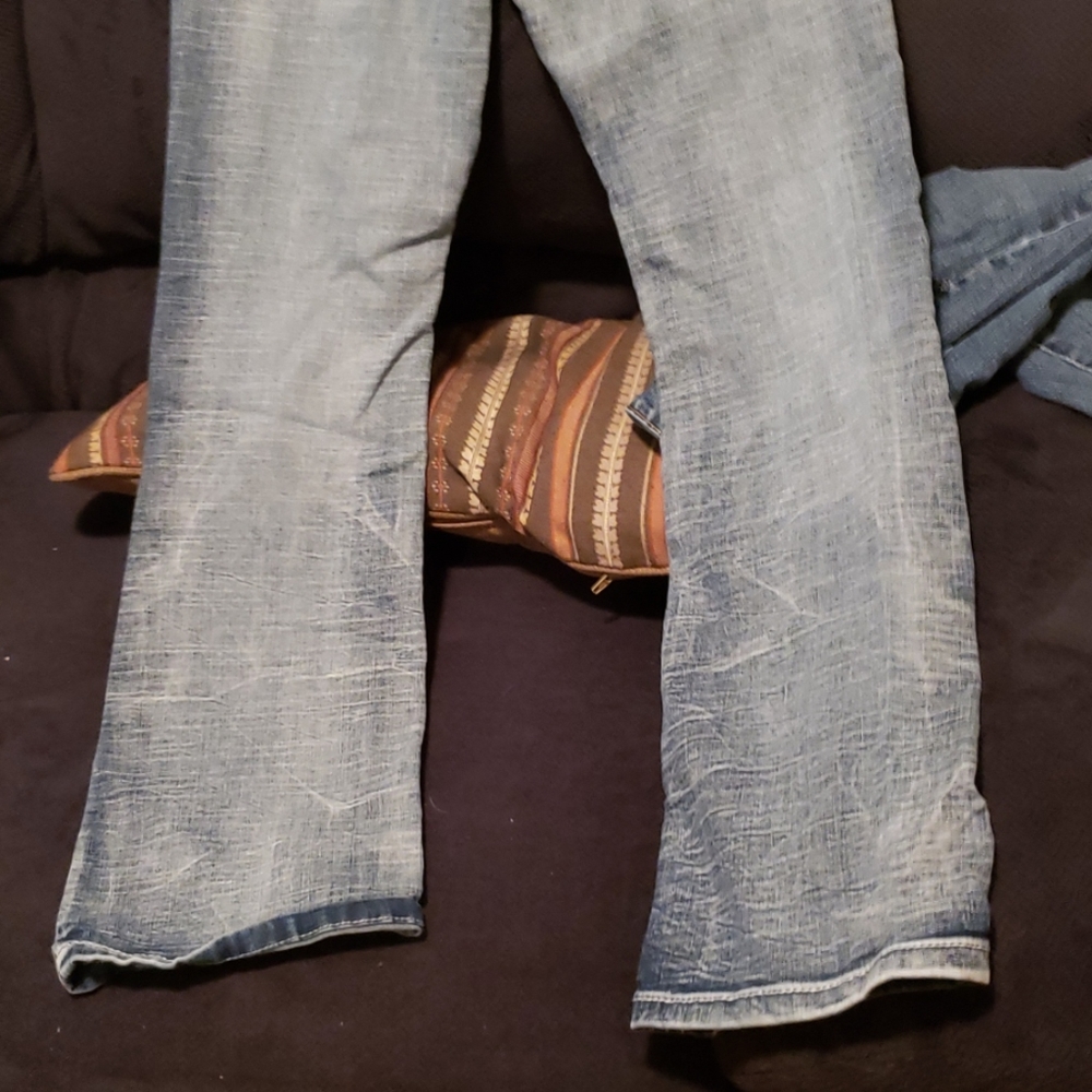 Jean's - Picture 4 of 4